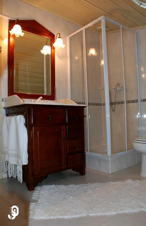Quinta Dos Barbas Guest House โอลีเวราดวสปิตาล ห้อง รูปภาพ