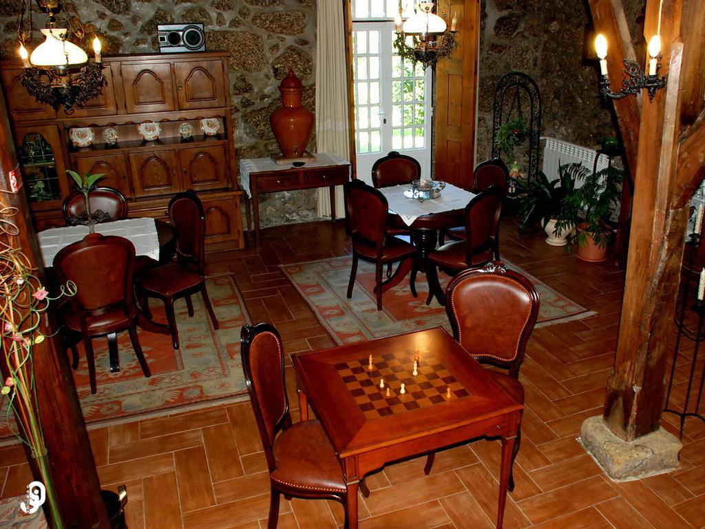 Quinta Dos Barbas Guest House โอลีเวราดวสปิตาล ภายนอก รูปภาพ
